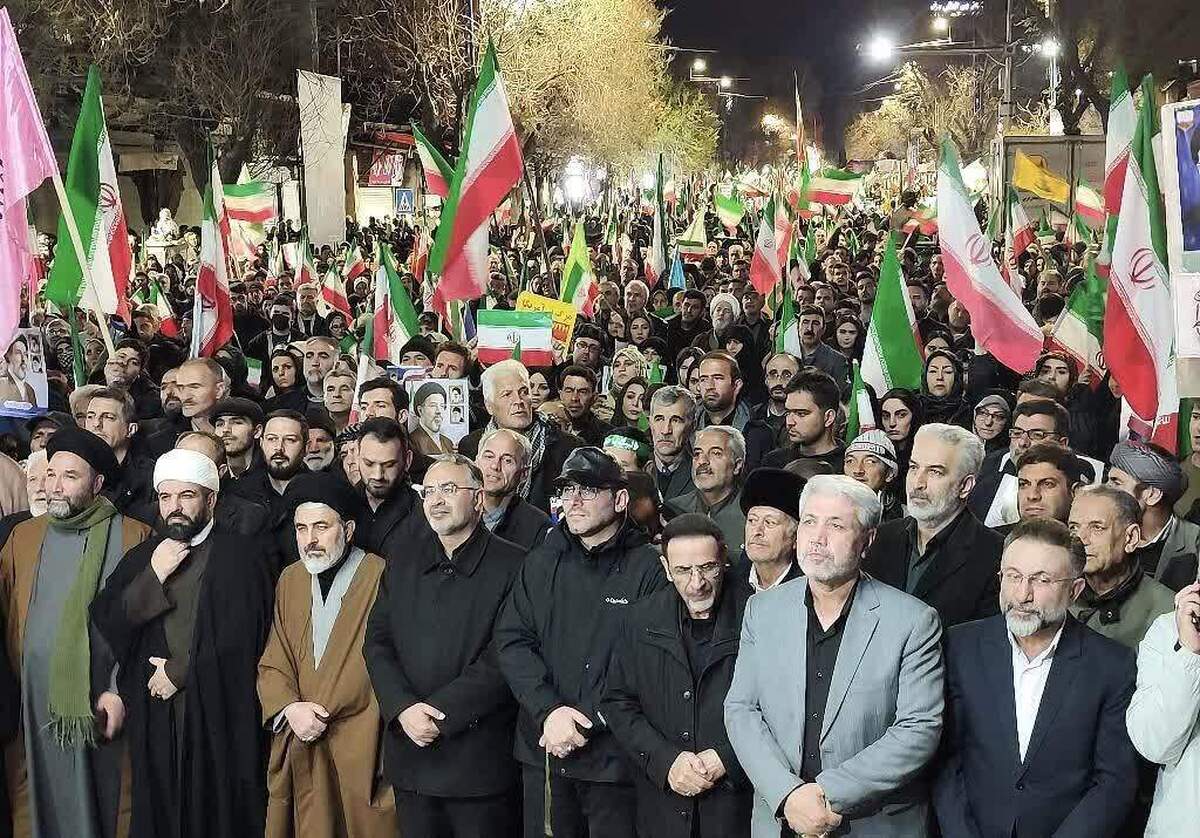 نمایش همبستگی و انسجام اجتماعی در آیین‌های شبانه ارومیه+ تصاویر