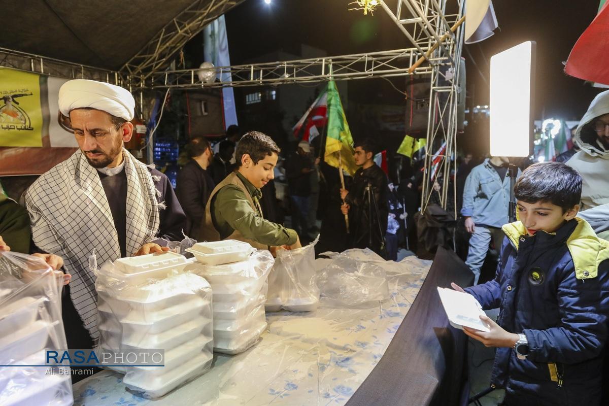 صحنه تجلی وحدت مسلمانان در حمایت از آرمان مقاومت صحنه تجلی وحدت مسلمانان در حمایت از آرمان مقاومت