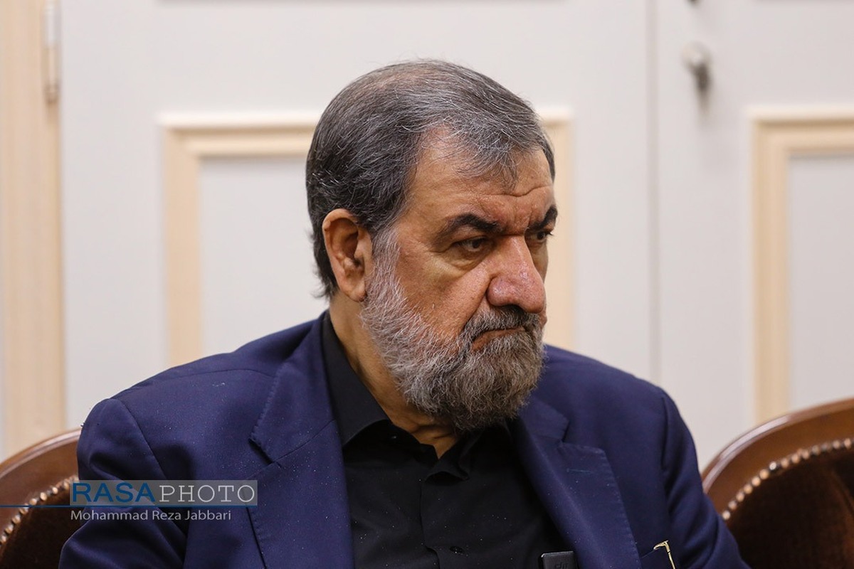 دست نیروهای مسلح تا اطمینان از تأمین منافع کشور بر روی ماشه است