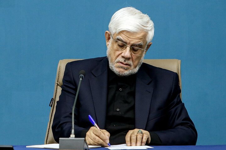 پیام تسلیت سران قوا و مسئولان نظام در پی شهادت دکتر خرازی/ تشییع پیکر شهید خرازی بر روی دستان نمازگزارن نماز جمعه تهران