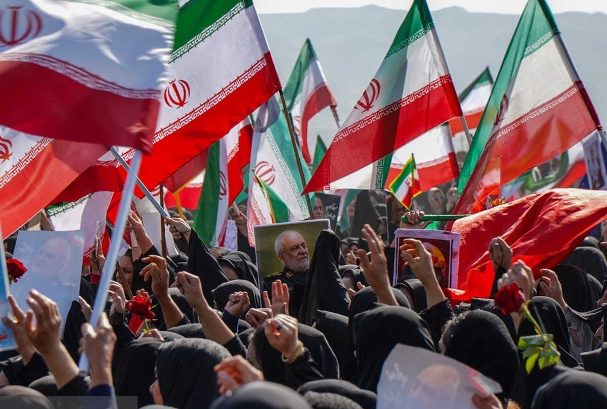 فیلم| پیکر مطهر سردار خادمی در زادگاهش آرام گرفت
