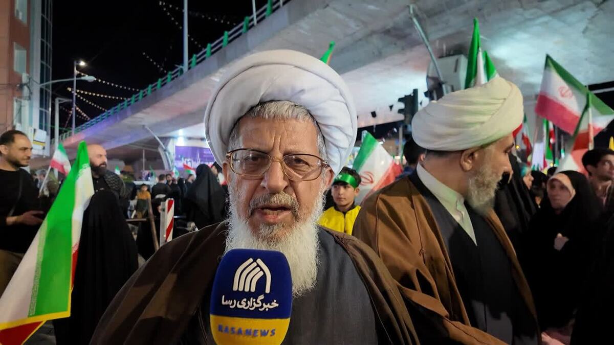 پیام حماسه خیابانی ملت ایران، دفاع از وطن و تبعیت از رهبری است