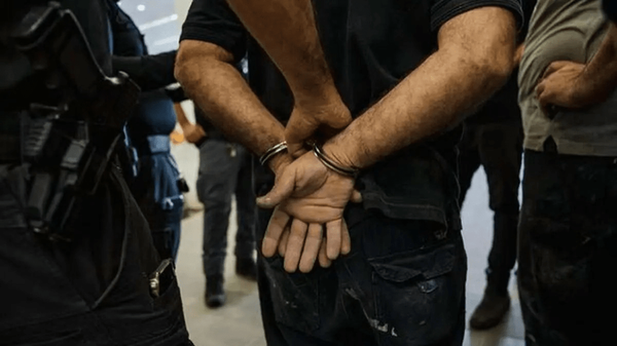 کشف سلاح از عامل مرتبط با شبکه منوتو