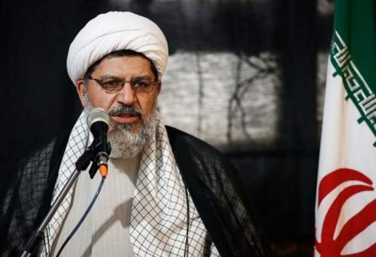 ملت ایران هرگز با کفار مصالحه نمی کند