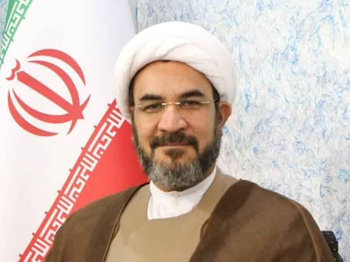 حقوق ملت باید محور تصمیم‌گیری‌ها باشد