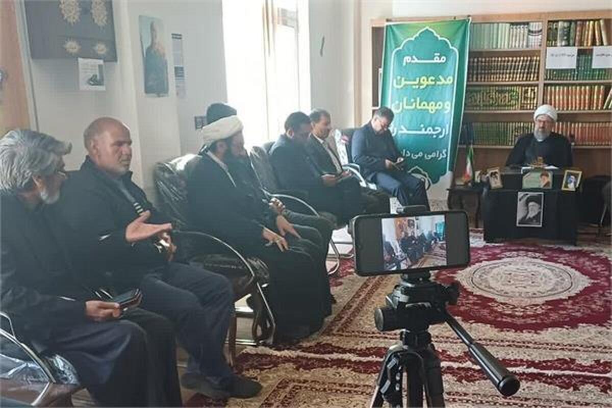 شاعران بن به یاد رهبر شهید در عصر شعر «سرو مقاومت» گرد هم آمدند
