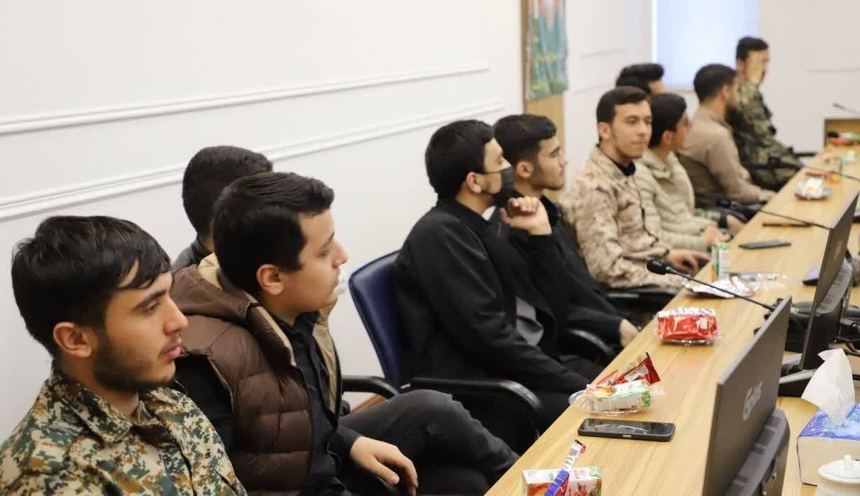 تأکید بر نقش بی‌بدیل طلاب بسیجی در امنیت، فرهنگ و جهاد تبیین