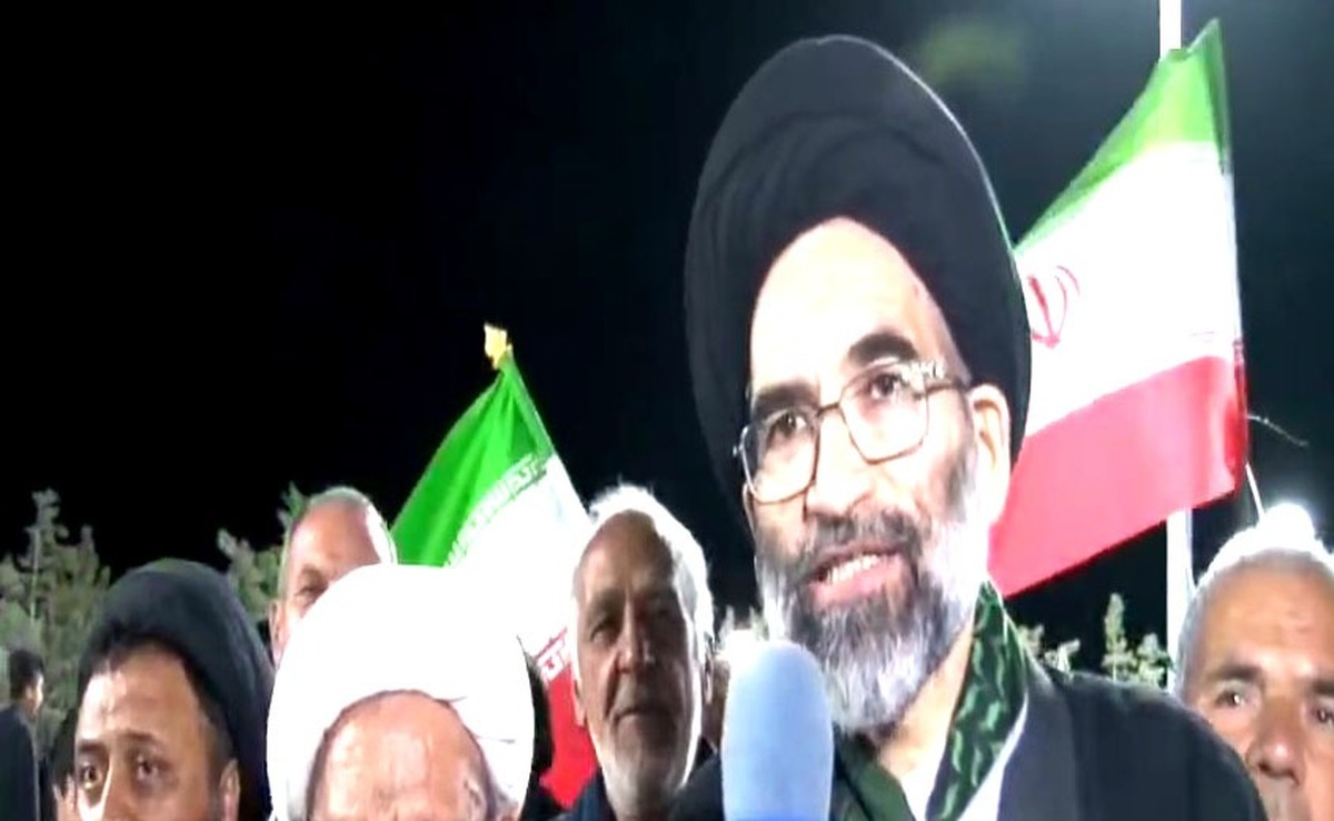 تیم مذاکره کننده مورد اعتماد ملت هستند
