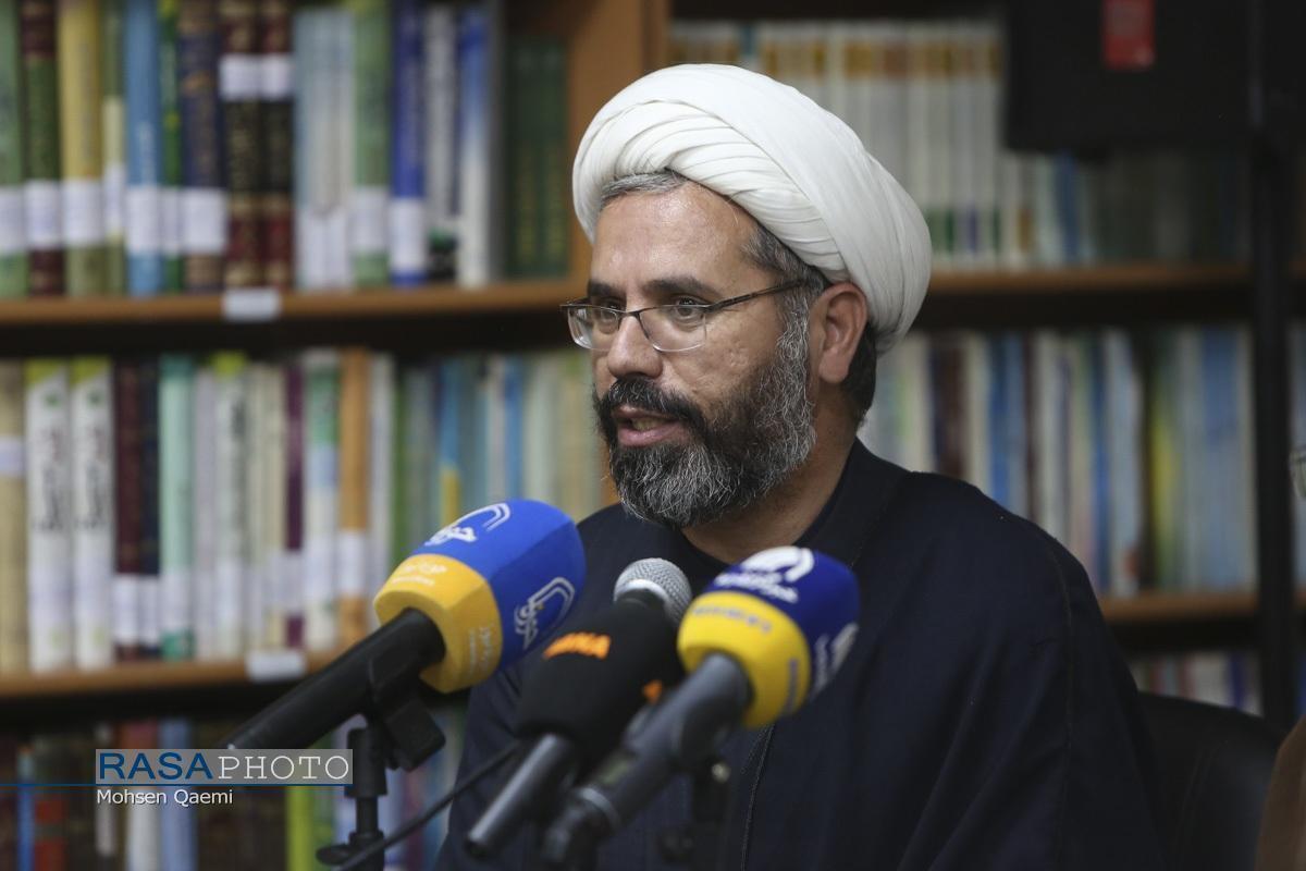تبیین مدلی برای فهم و تحلیل لایه‌های گوناگونی که در ارتباطات میان‌فرهنگی تأثیرگذار است