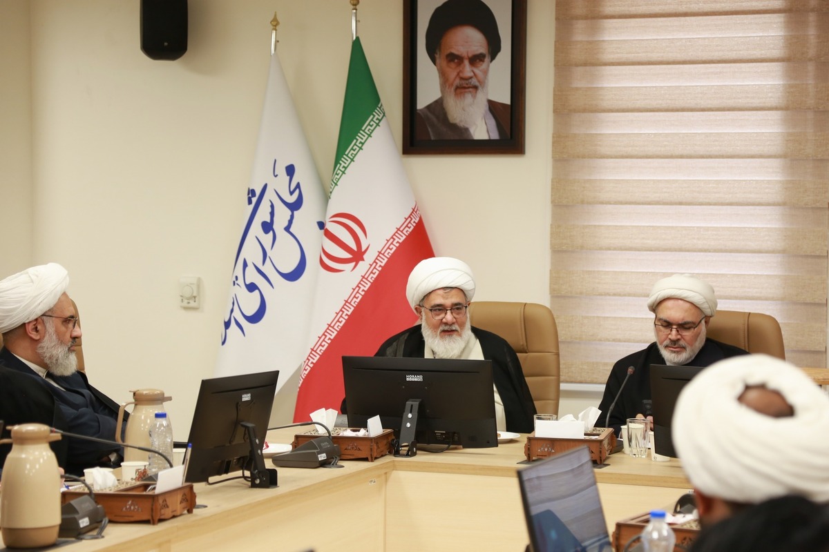 اجرای قانون‌گذاری مبتنی بر عقلانیت و عدالت، نیازمند وجود قانون‌گذارانی حکیم است