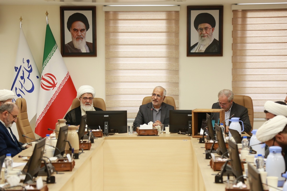 تبدیل دیدگاه‌های مشهور فقهی به قوانین مصوب یکی از راهکارهای اصلی ارتقای نظام حقوقی کشور است