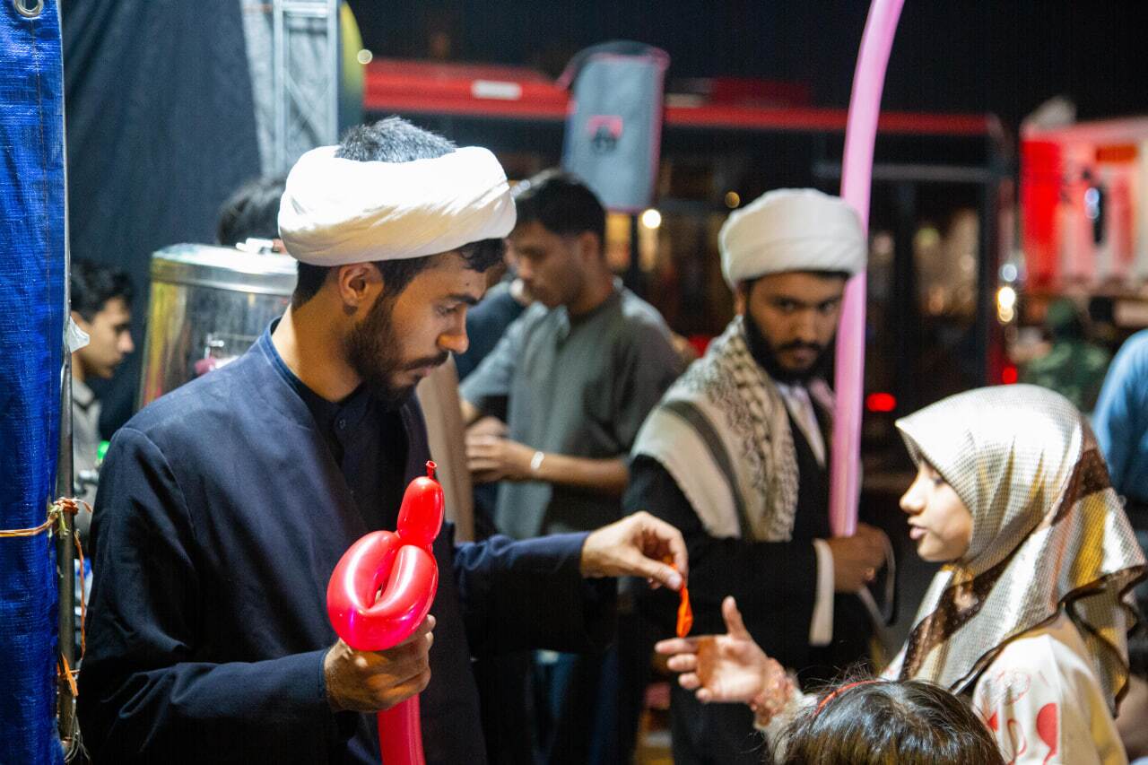 مم/حضور طلاب نوجوان در عرصه جهاد تبیین؛ روایتی از یک موکب متفاوت در دهه کرامت در تهران