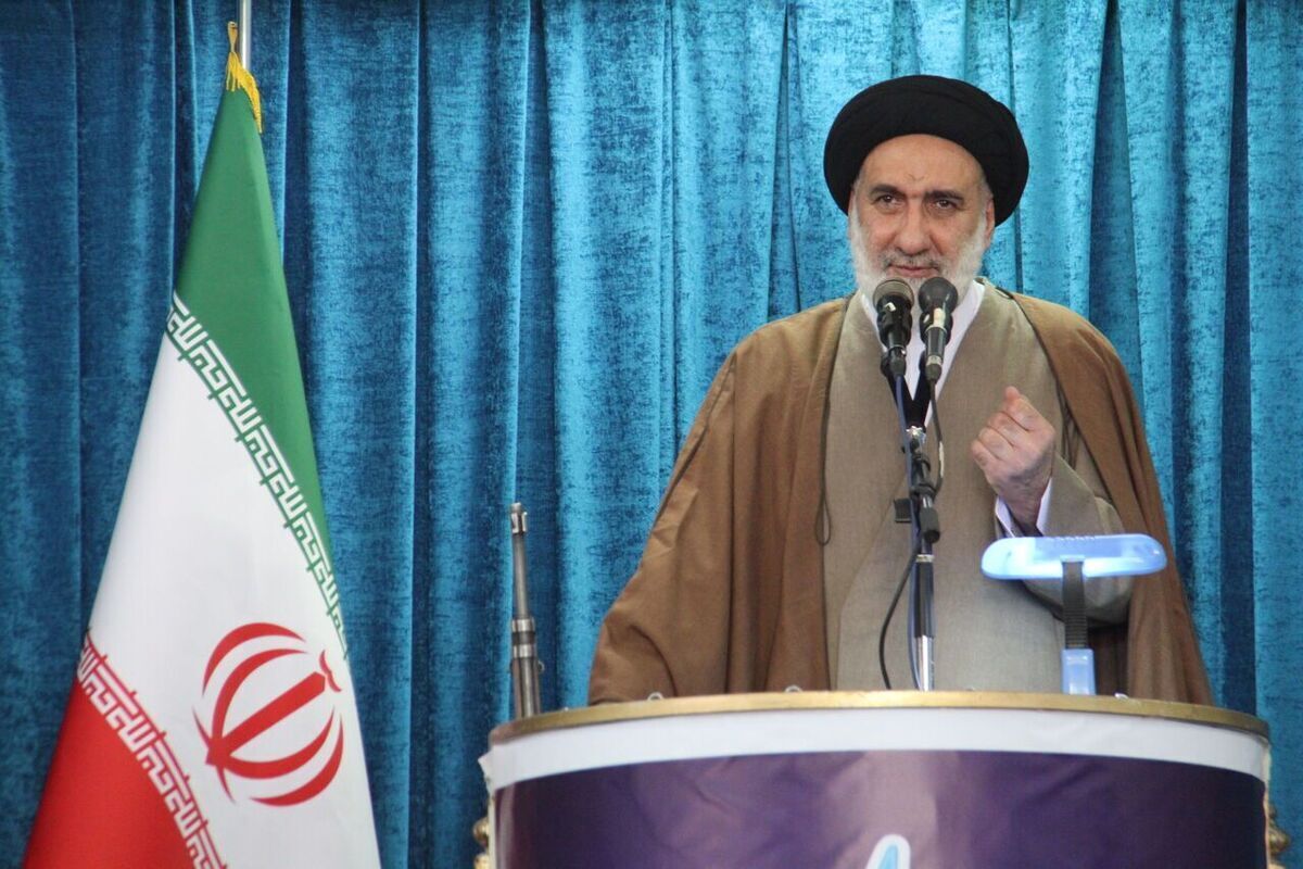 امام‌جمعه شهرکرد خواستار تشدید نظارت بر بازار شد/ احتکارکنندگان مستحق مجازات هستند