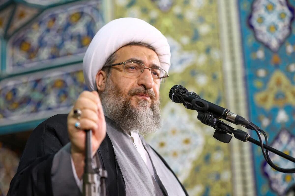 دستگاه‌های نظارتی با متخلفان گرانی‌های اخیر برخورد جدی کنند