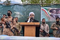 شیعه و سنی در ایران با اتحاد و انسجام همچنان در مقابل دشمن ایستادگی می‌کنند