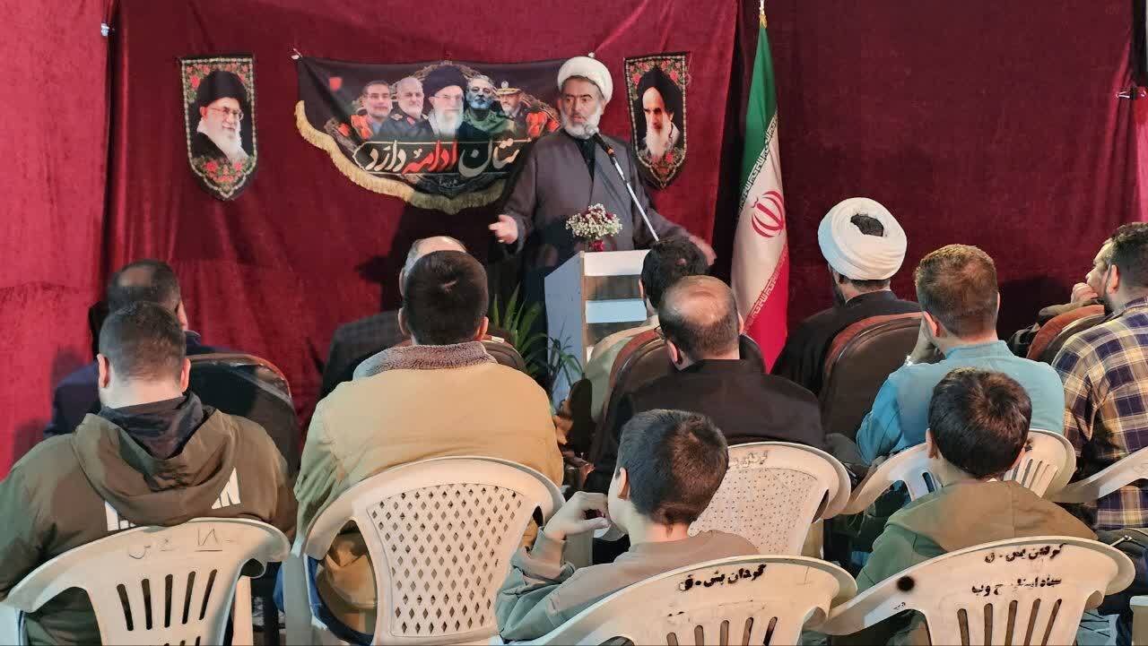 تحلیلی بر تمدن‌سازی به رهبری ملت/ خالی شدن خیابان از گفتمان باعث سردرگمی مردم می‌شود