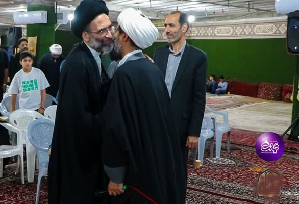 رونمایی از انتشارات «امیرمومنان» در کاشان + عکس