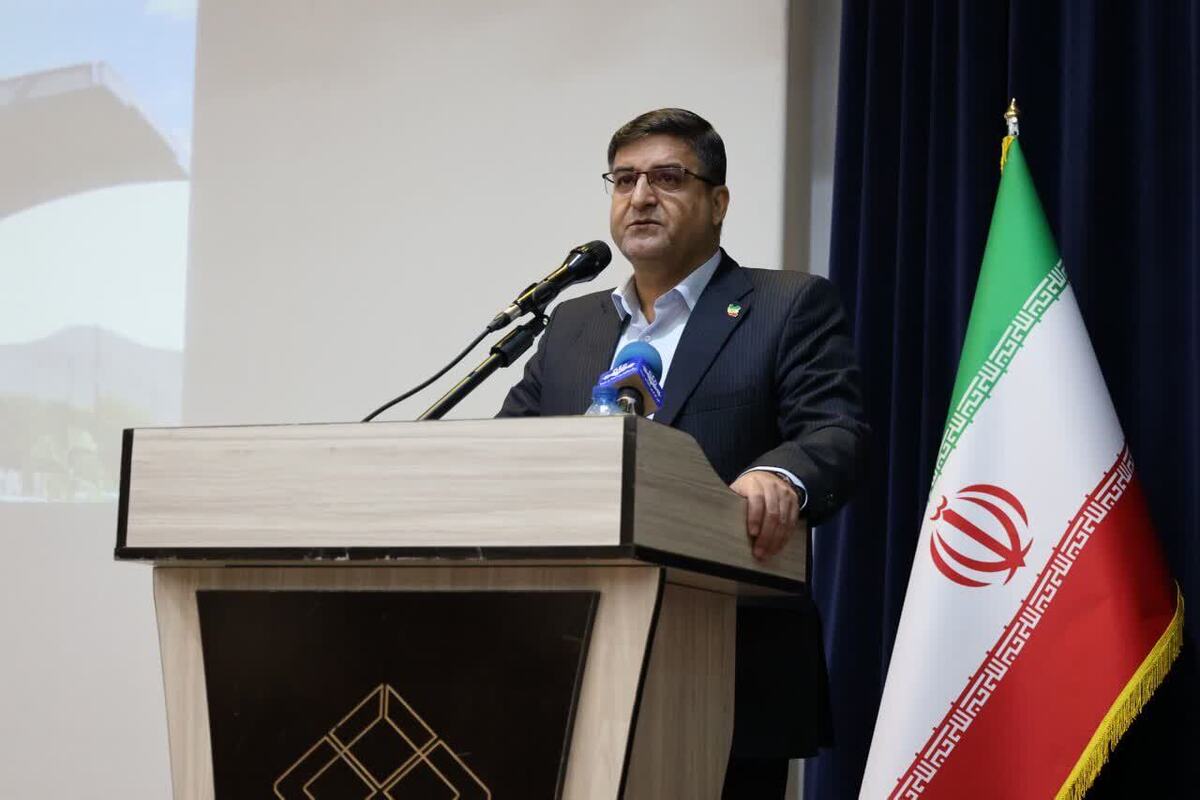 اساتید، پاسداران سنگر اندیشه در مسیر اقتدار ایران هستند