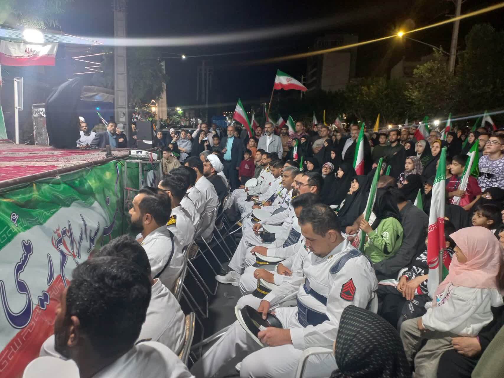 حماسه «دنا» در قلب قم؛ استقبال بی‌نظیر مردم از بازماندگان ناو مقتدر دنا + عکس و فیلم