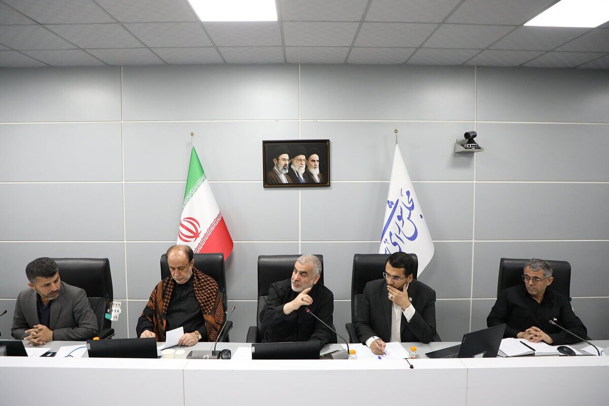 نمایندگان خواستار برخورد جدی با محتکران و گرانفروشان شدند