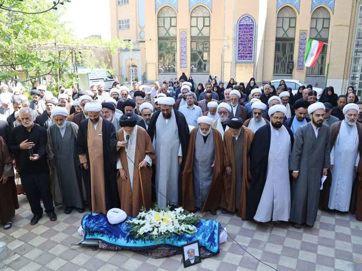 پیام تسلیت رئیس مجمع نمایندگان طلاب در پی درگذشت «ادیب همدانی»