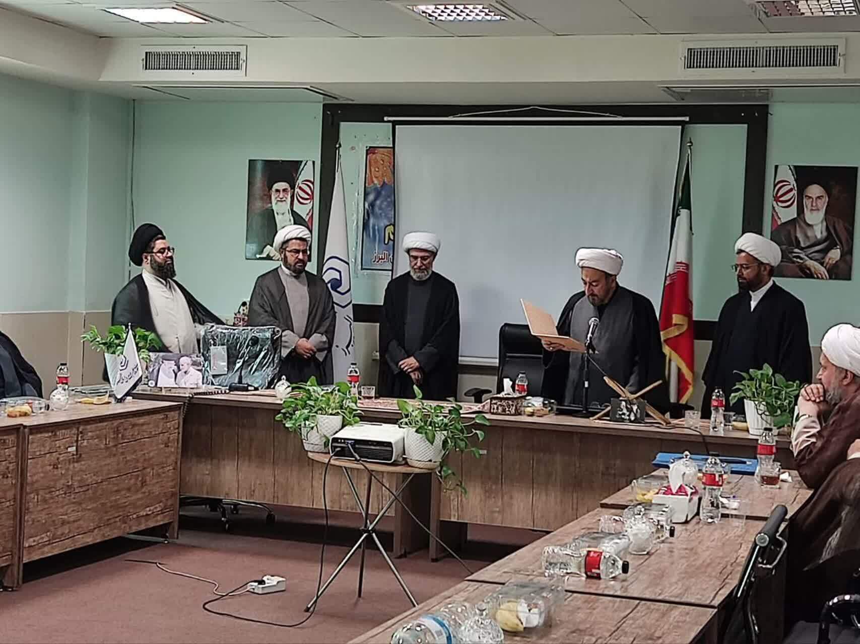 آیین تکریم و معارفه مدیر حوزه علمیه خواهران استان البرز برگزار شد