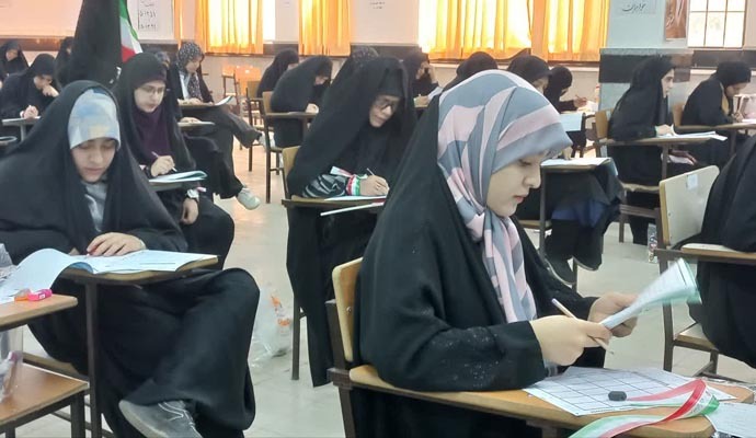 مرحله کتبی بیستمین دوره ارزیابی و اعطای مدرک تخصصی به حافظان قرآن کریم در کاشان برگزار شد
