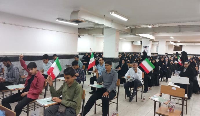 مرحله کتبی بیستمین دوره ارزیابی و اعطای مدرک تخصصی به حافظان قرآن کریم در کاشان برگزار شد