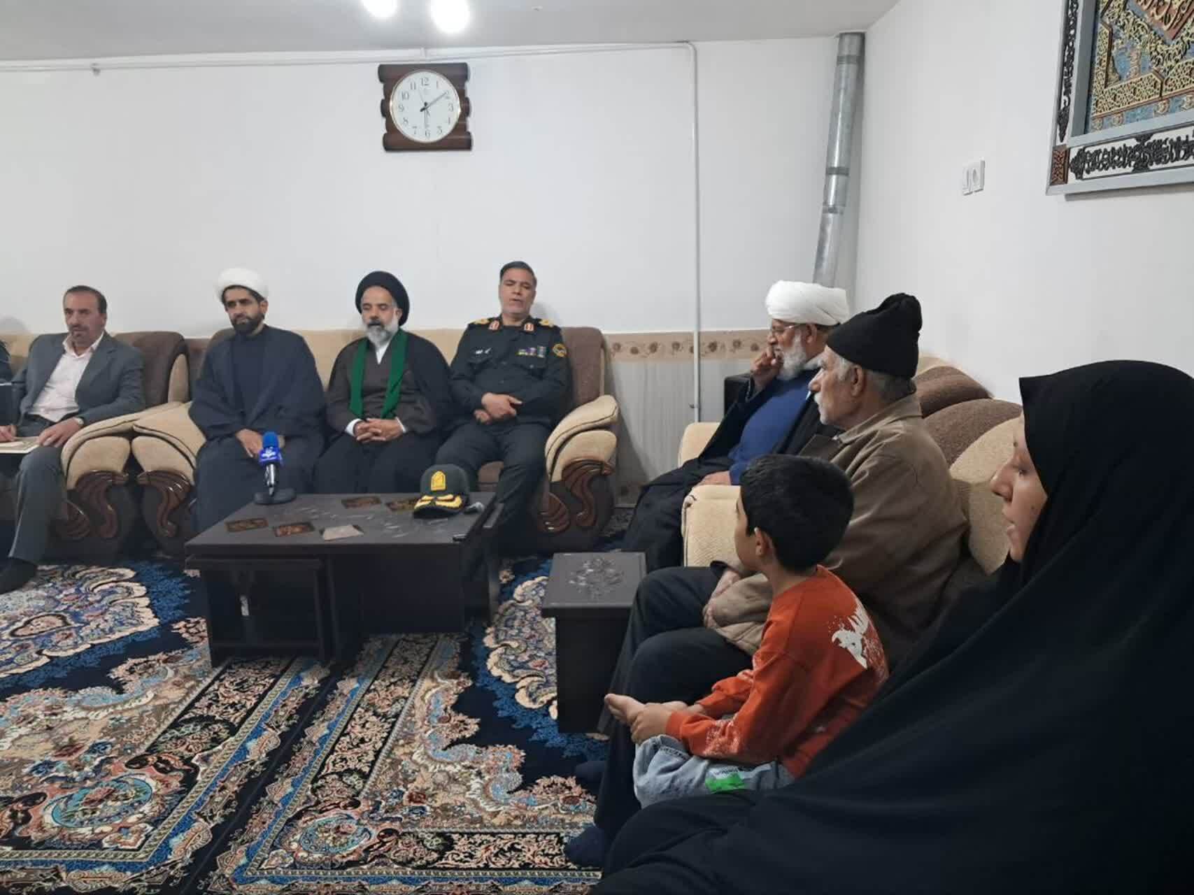 گزارشی از سفر رئیس عقیدتی سیاسی فراجا به چهارمحال و بختیاری 
