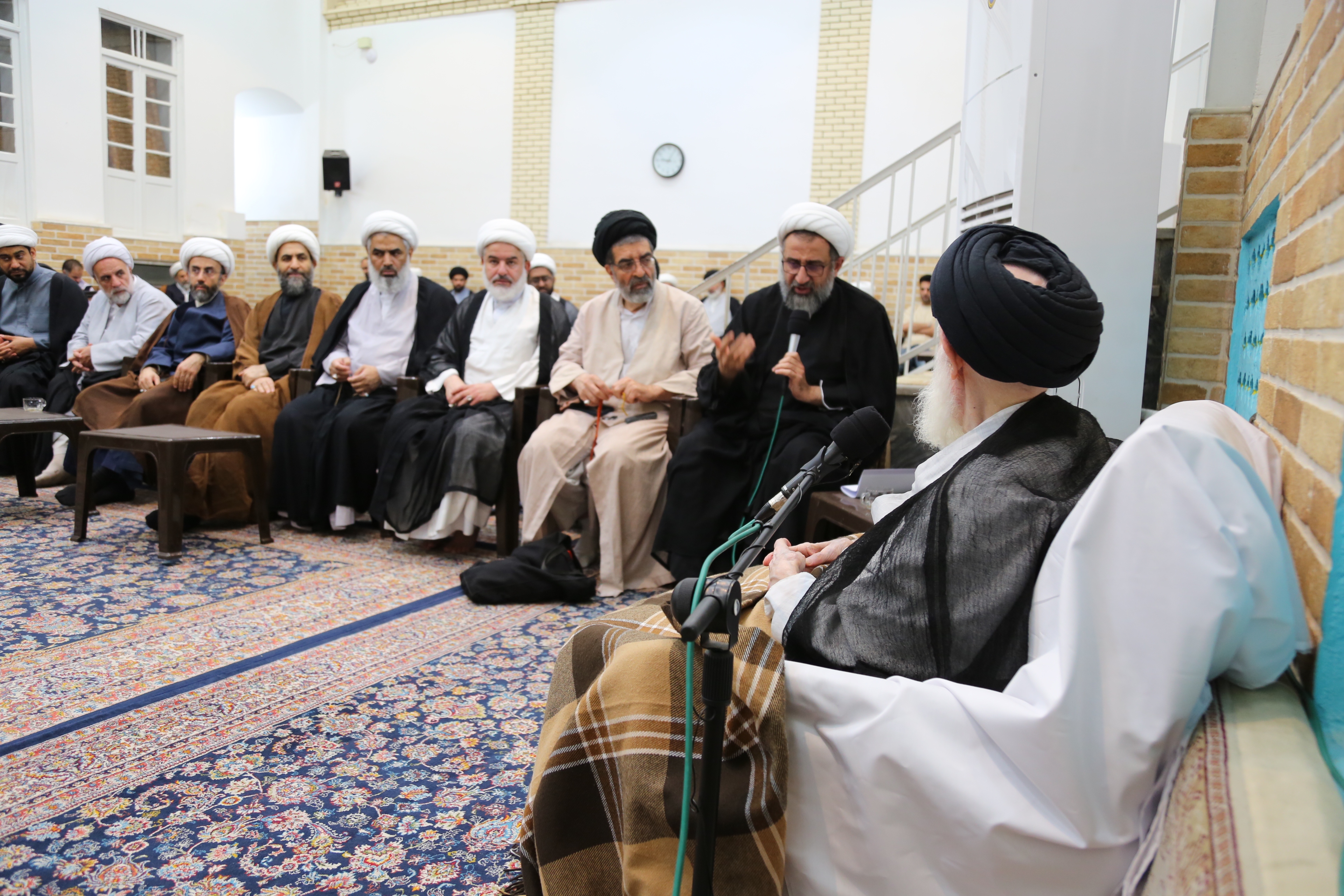 دیدار علمای فعال کشور بحرین با آیت الله شبیری زنجانی دیدار علمای فعال کشور بحرین با آیت الله شبیری زنجانی