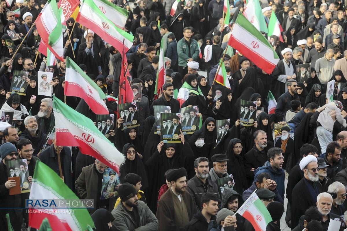 چرا امروز ناظران جهان در برابر ایران متحیر می‌مانند؟