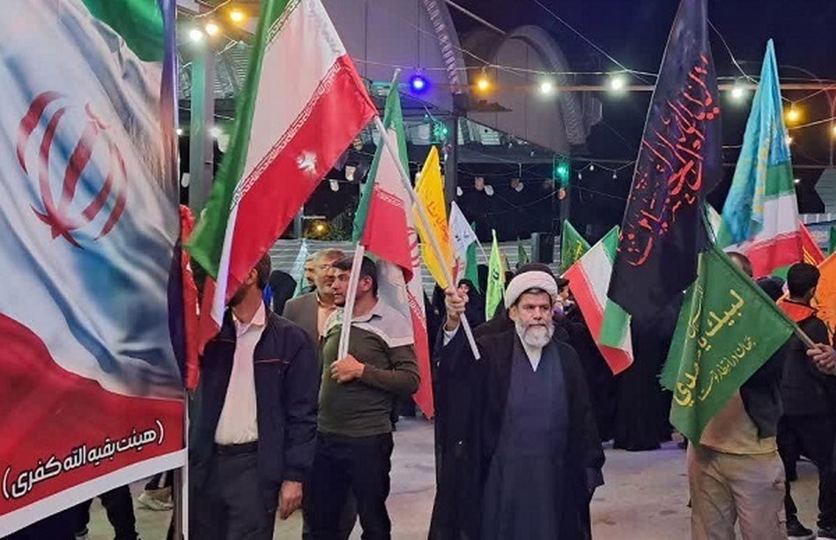 تشریح اقدامات جهادی طلاب و روحانیون فارس در ایام جنگ تحمیلی سوم