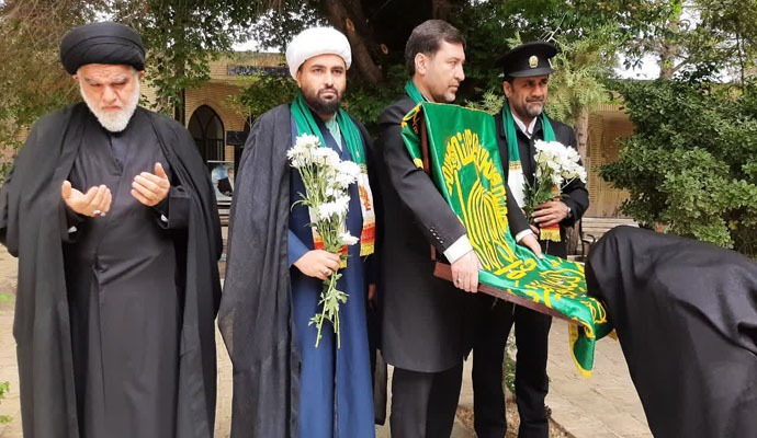 کاروان زیر سایه خورشید به نطنز شهر اولیا الله رسید