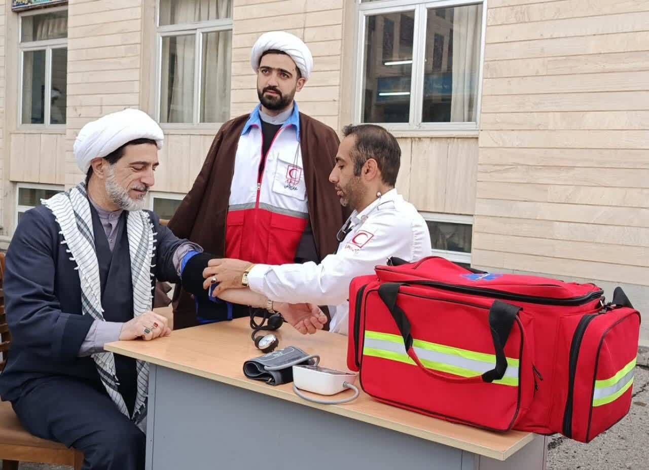برپایی ایستگاه غربالگری سلامت در حوزه علمیه حضرت ولیعصر+ تصاویر برپایی ایستگاه غربالگری سلامت در حوزه علمیه حضرت ولیعصر+ تصاویر