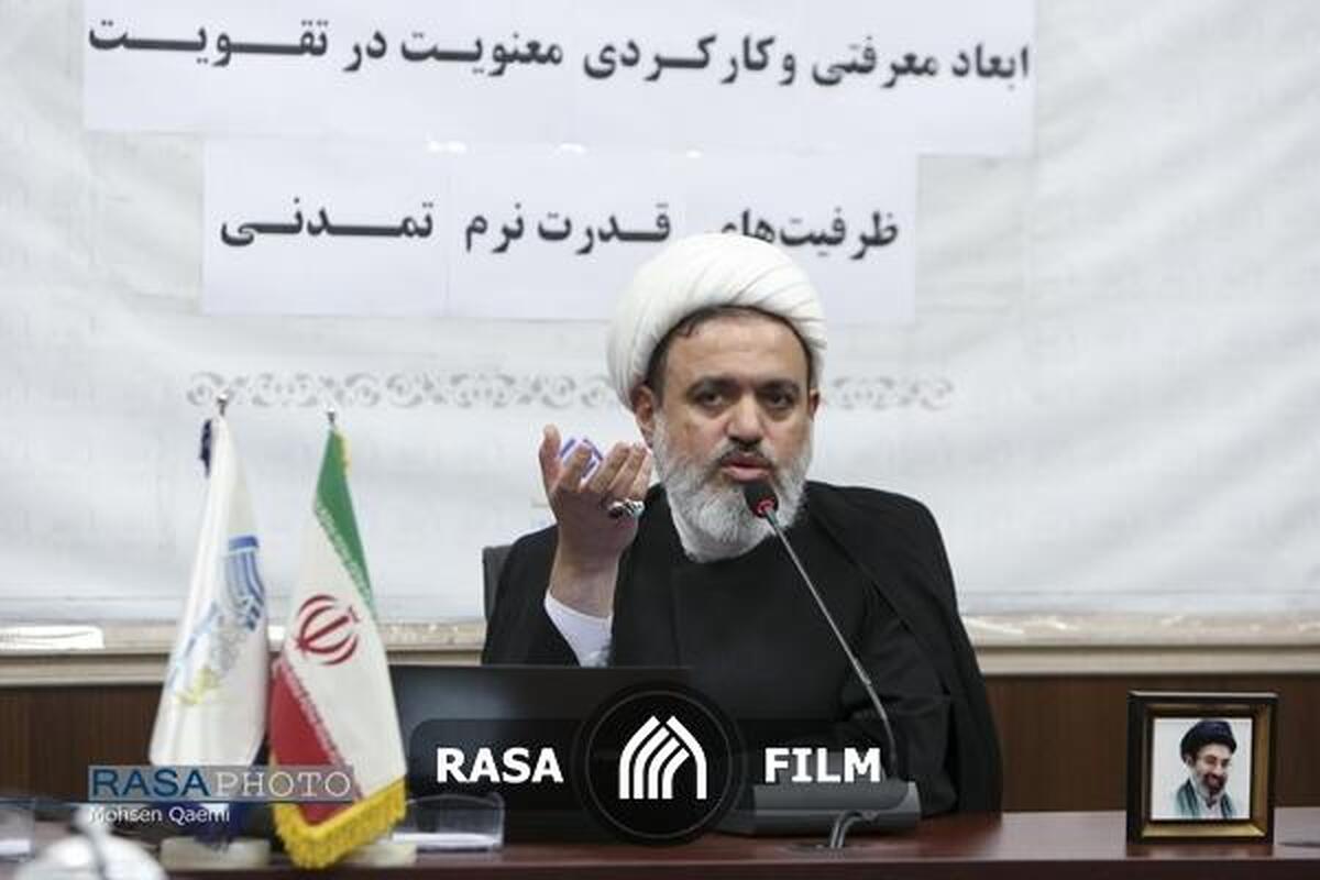 دعا؛ نخستین گام جهاد و شرط نصرت الهی