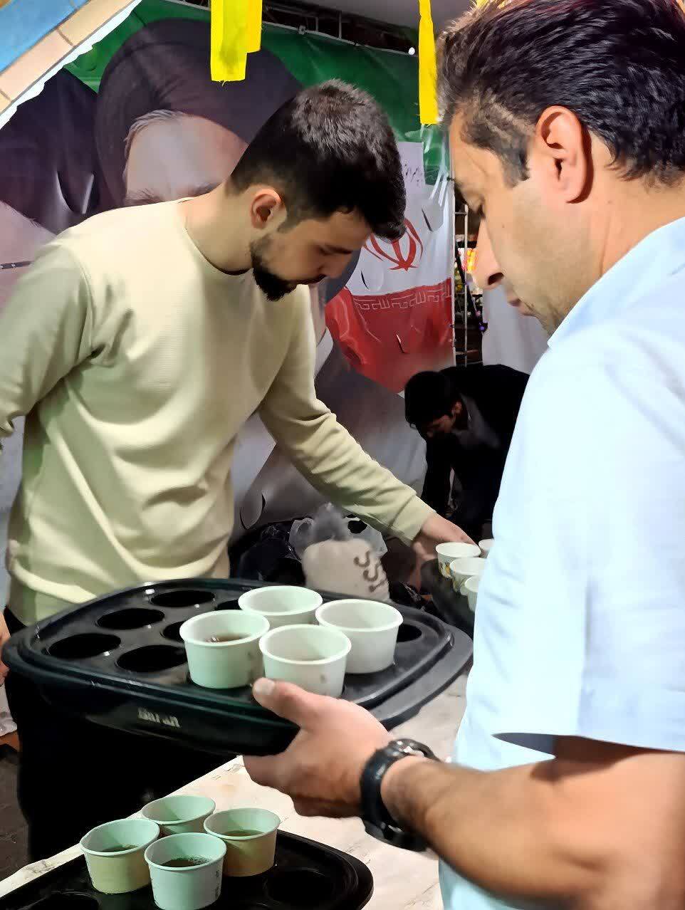 گزارشی از  فعالیت موکب حوزه صادقیه تبریز+ تصاویر