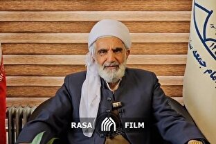 با وحدت و همبستگی زیر سایه رهبری پیروزی قطعی است