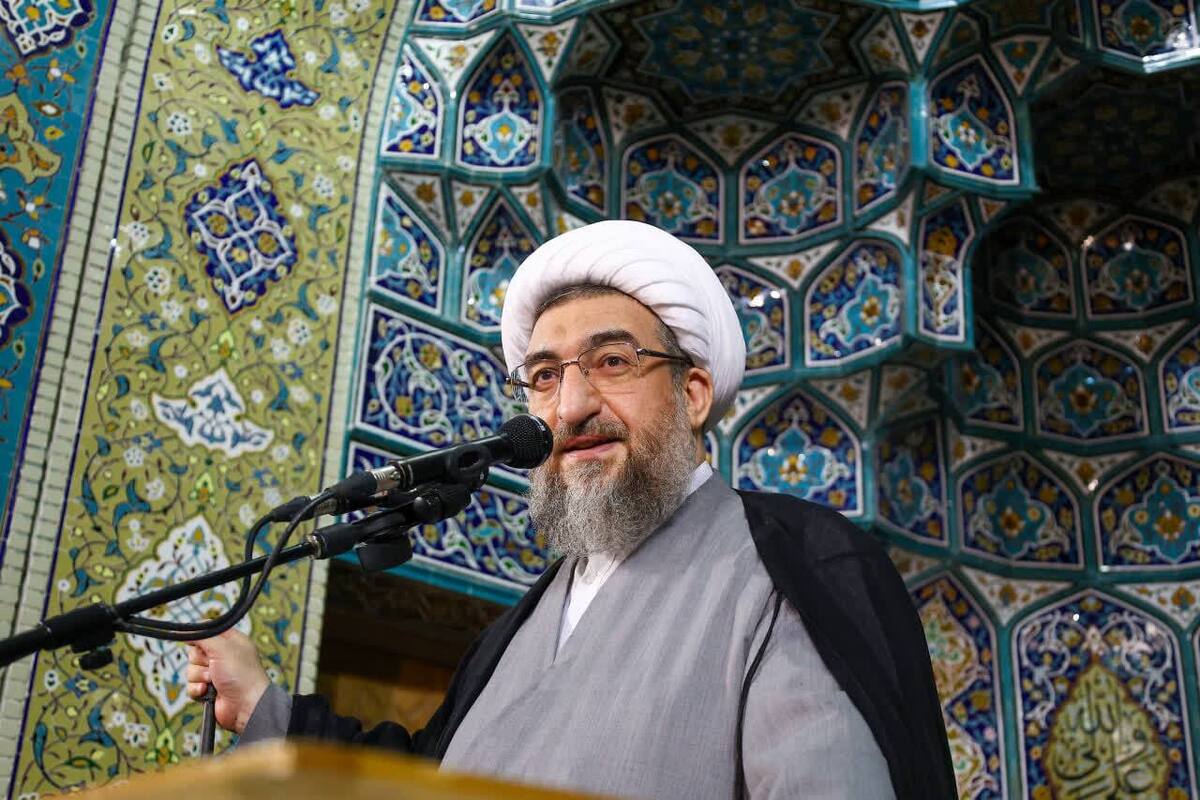 دولت باید تمام تمرکز خود را صرف کنترل تورم کند