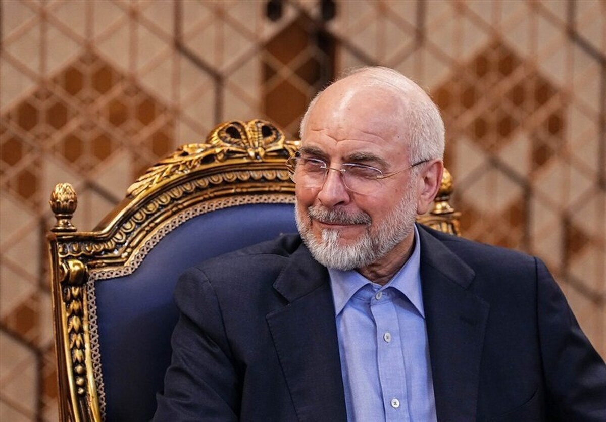 در حال عقب‌نشاندن دشمن در یک جنگ بزرگ و تاریخ‌ساز هستیم