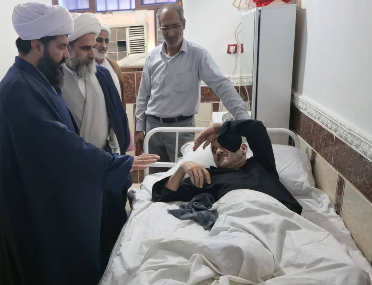 عیادت نماینده آیت‌الله اعرافی از جانباز جنگ رمضان