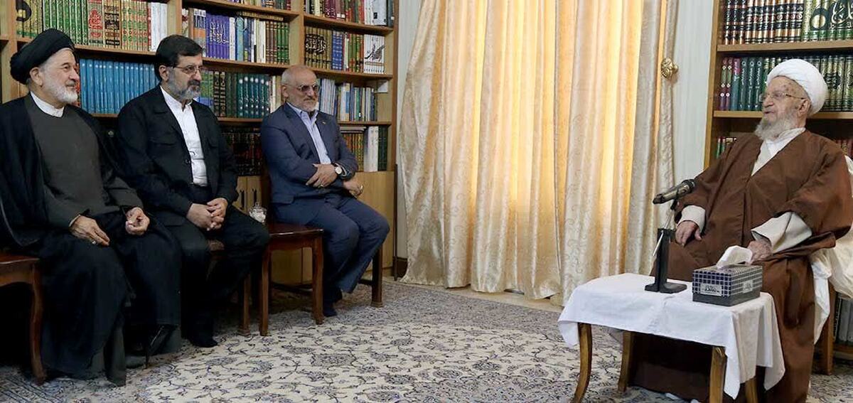 مهار گرانی و رسیدگی به مطالبات معیشتی مردم باید در اولویت دولت قرار گیرد