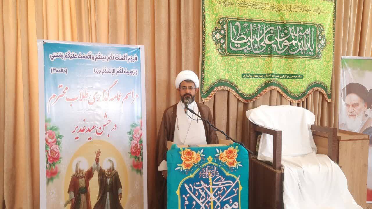 لباس روحانیت تاج رسول‌الله و نشانه اقتدار است / ۱۳ طلبه در چهارمحال و بختیاری معمم شدند