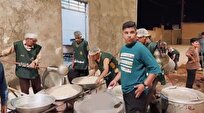 پخت و توزیع بیش از ۸هزار پرس غذای نذری در مسجد ملاشکرالله آران وبیدگل