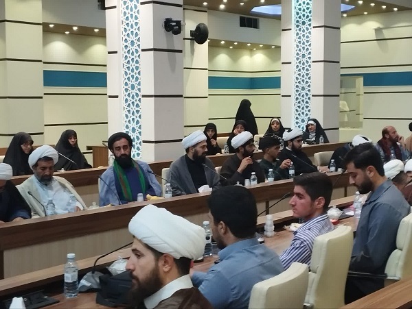 مراسم تجلیل از طلاب و روحانیون جهادگر عرصه میدان در استان فارس