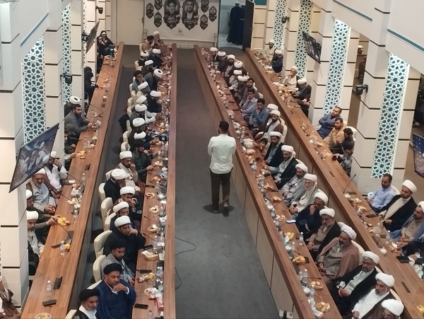 مراسم تجلیل از طلاب و روحانیون جهادگر عرصه میدان در استان فارس