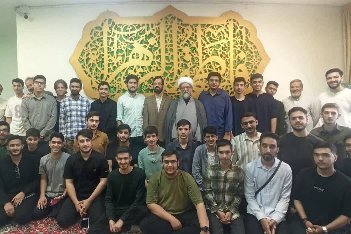 پیوند اندیشه و امید؛ تبیین جایگاه علمی و رسالت دانشگاه باقرالعلوم(ع) برای نسل آینده‌ساز