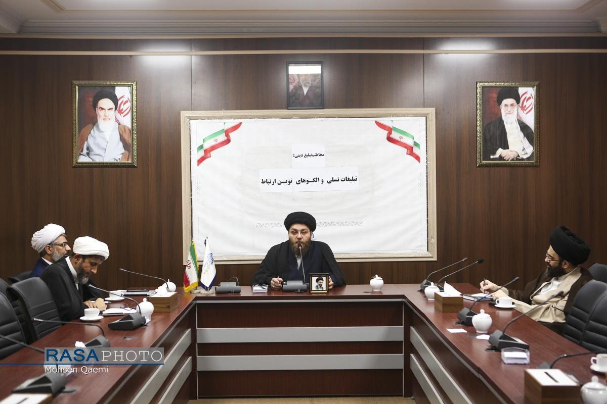 تبلیغ دینی مؤثر؛ از شناخت روان‌شناختی مخاطب تا جلب اعتماد نسل نو