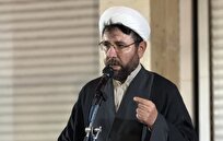 طلاب در خط مقدم جنگ شناختی دشمن قرار دارند