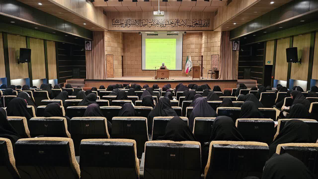تدبر یک دانش میدانی برای هدایت دین‌ستیزان است