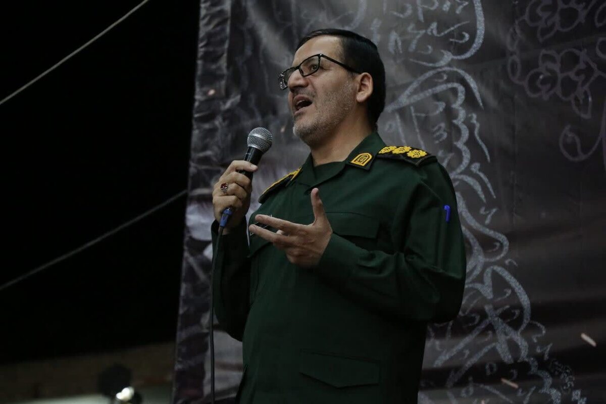 مداحان راویان فرهنگ عاشورا و شهادت هستند